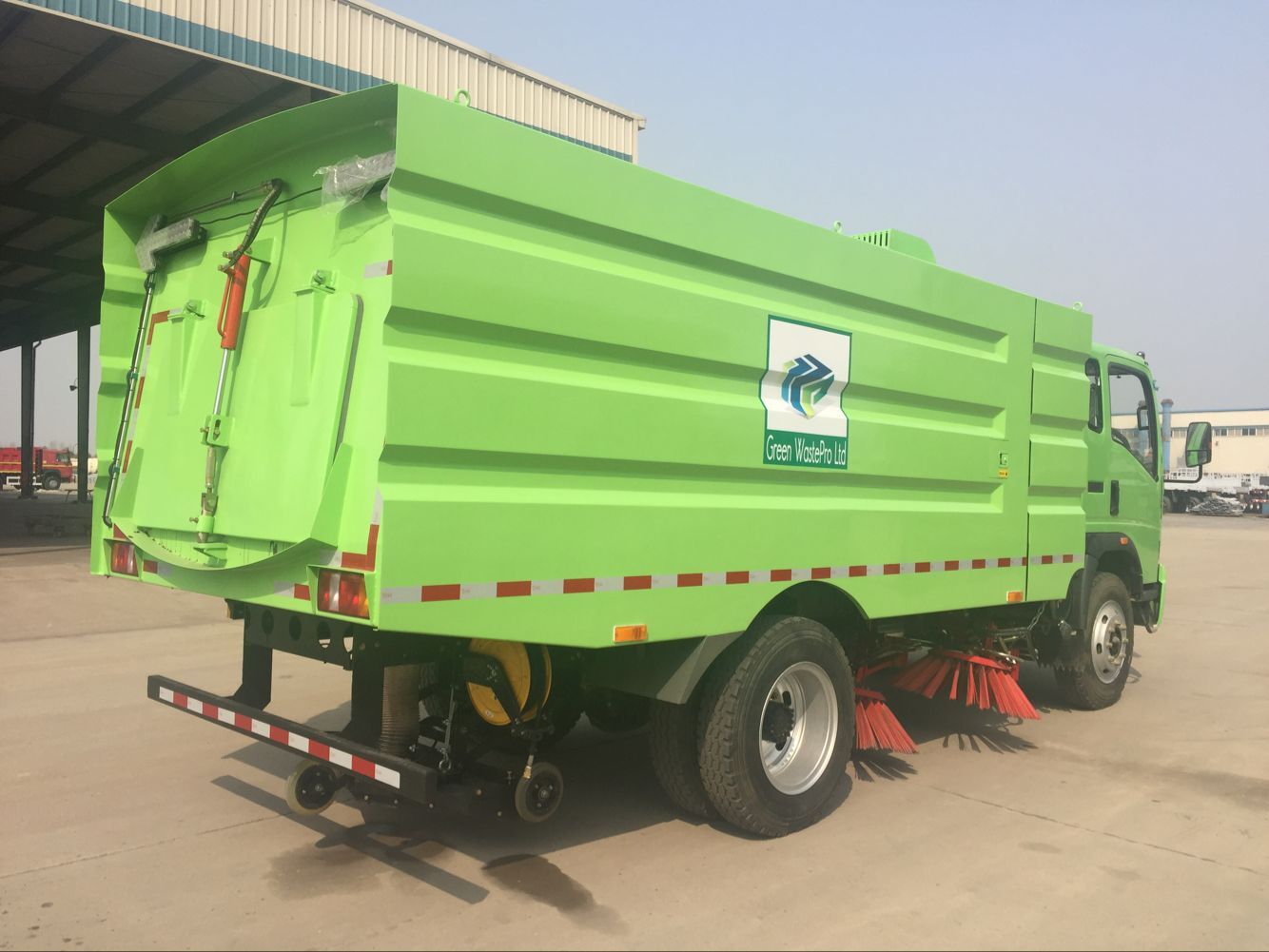 SINOTRUK HOWO 4x2 Road Sweeper Truck