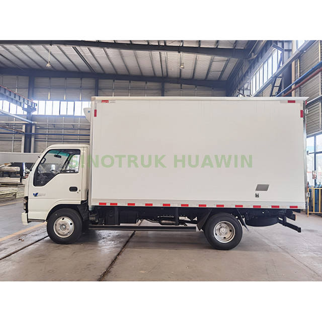HOWO 4X2 Refrigerator Truck-116HP 4T
