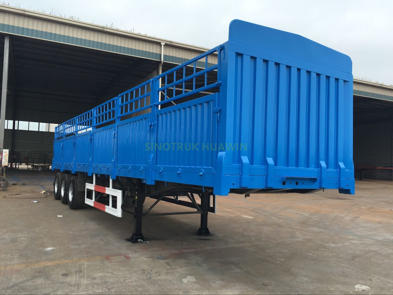 SINOTRUK High Quality 3 Axle Storehouse Semi Trailer for Africa