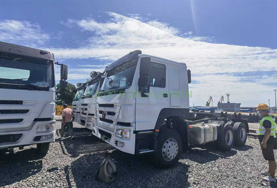SINOTRUK 6X4 HOWO Tractor Truck 430HP