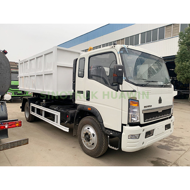 SINOTRUK 4X2 Hook lift Arm Garbage Truck