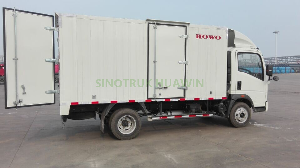 HOWO 4X2 Van Truck 