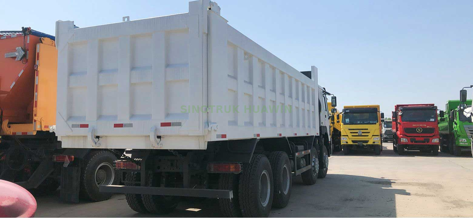Dump Truck 8x4 371HP