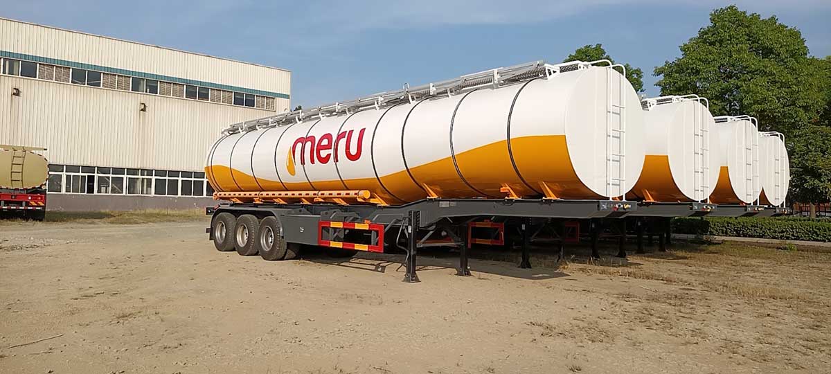SINOTRUK Palm Oil Tanker Semi-trailer 3-Axle (4)