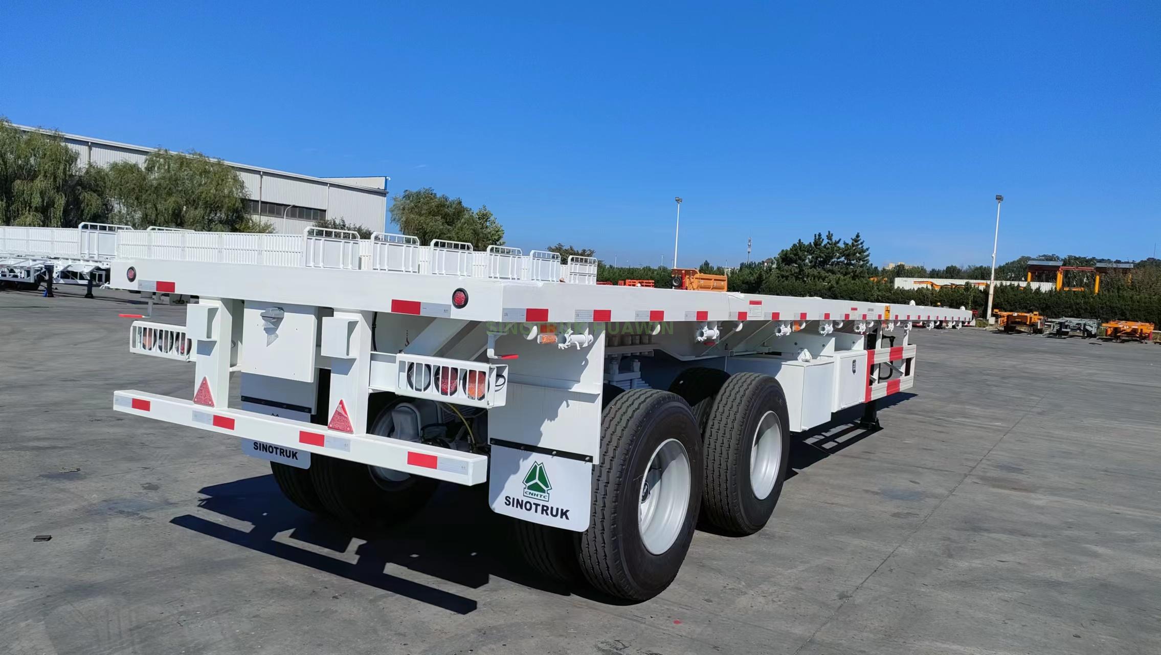 SINOTRUK 40FT 2 axle flatbed semi trailer 