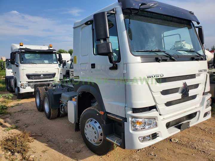 Sinotruk X Howo Tractor Truck Hp